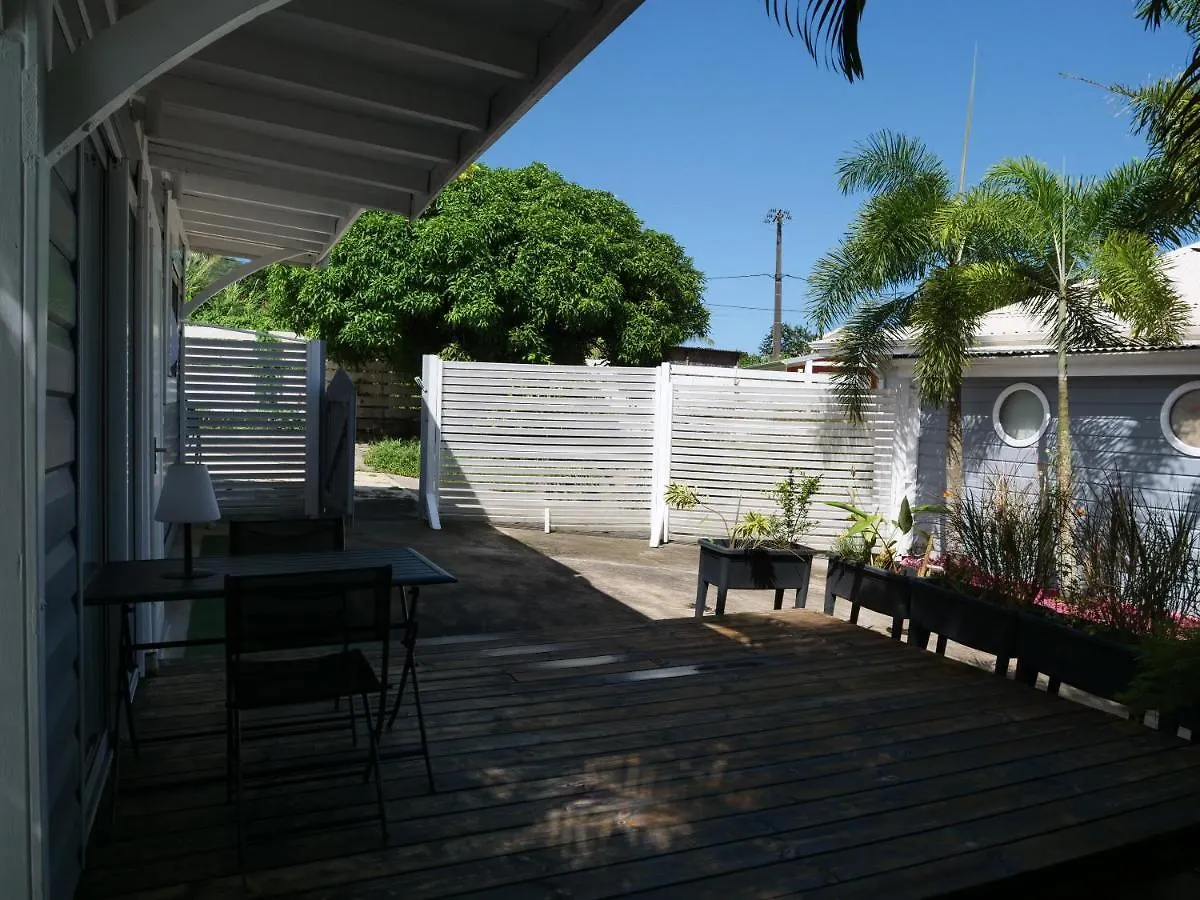 Bungalow Sofaia - Entre Terre & Mer - Tout Confort Sainte-Rose Сasa de vacaciones